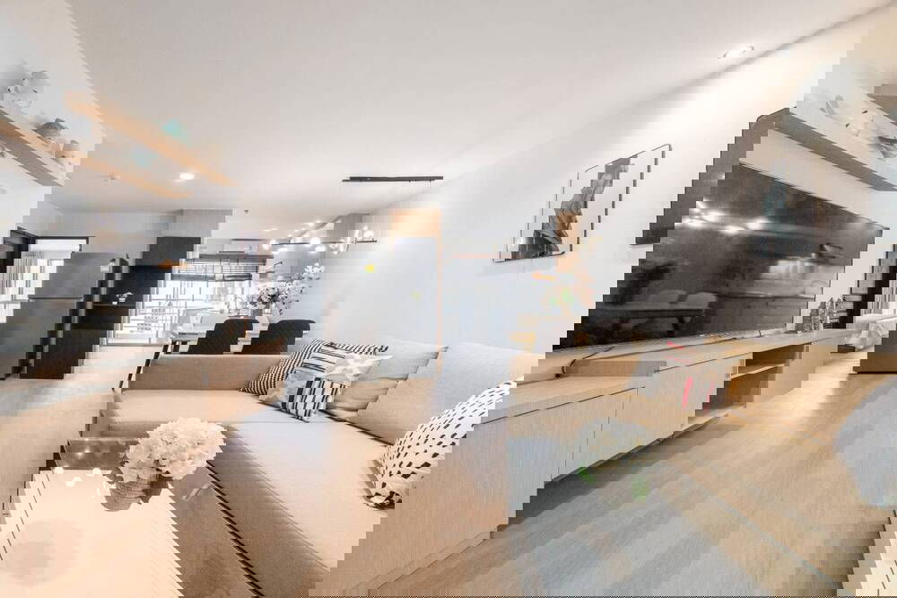 รูป ขาย- เช่า ! วิวสระ, ห้องนั่งเล่นกว้าง, ชั้นสูง 14+, ทำเลดี ! Code C20251200047..The Waterford Diamond Sukhumvit 30/1, 2 นอน, 1 น้ำ, แต่งครบ - รูปที่ 2/10