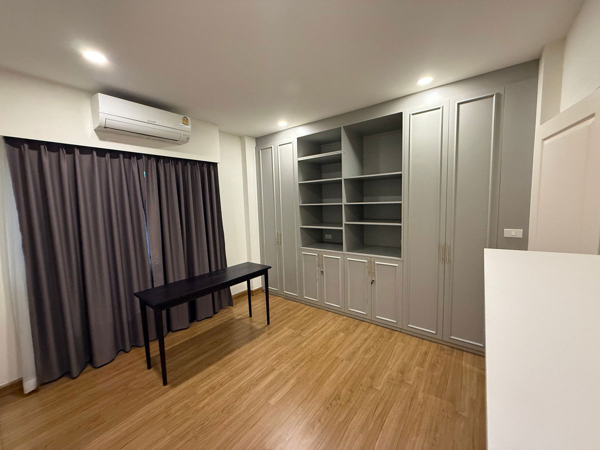 รูป 🏡 ให้เช่าบ้านเดี่ยว 2 ชั้น | Centro ราชพฤกษ์ – สวนผัก 2 Fully Furnished ตกแต่งพร้อมอยู่ - รูปที่ 7/18