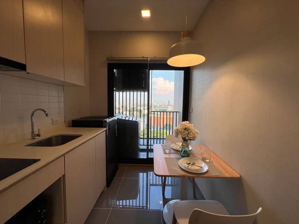 picture Condo for Rent at Metris Rama 9 - Ramkhamhaeng (B6812109) - 2/8