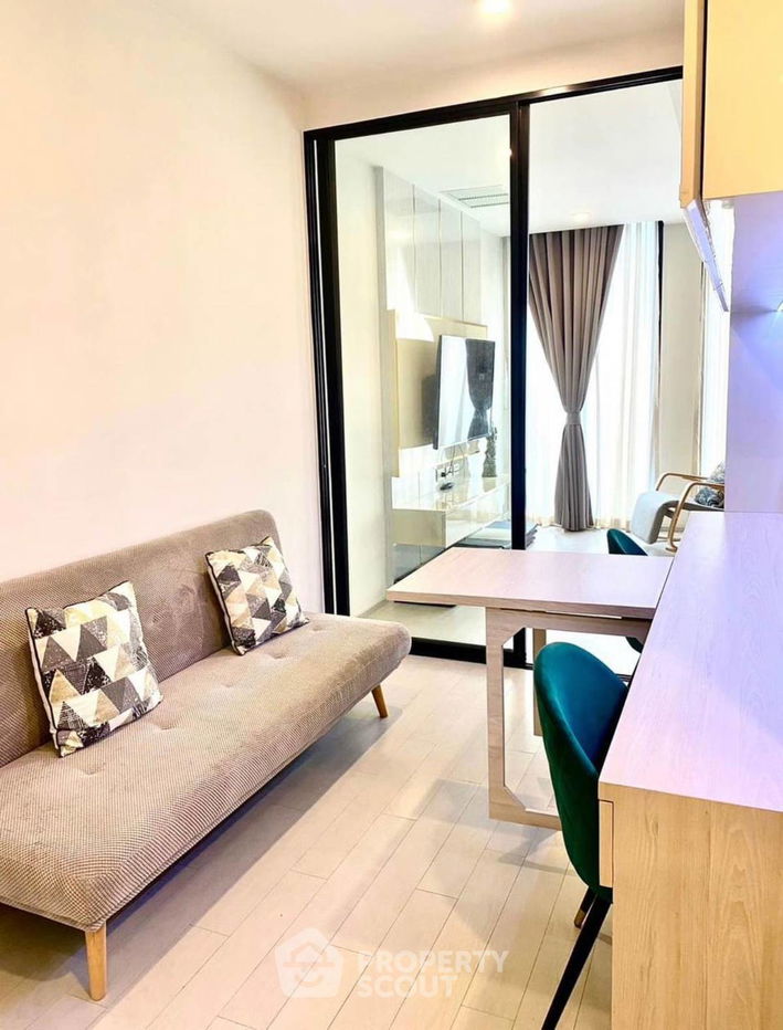 picture 1-BR Condo at Noble Ploenchit near BTS Phloen Chit (ID 1338599) - 1/10