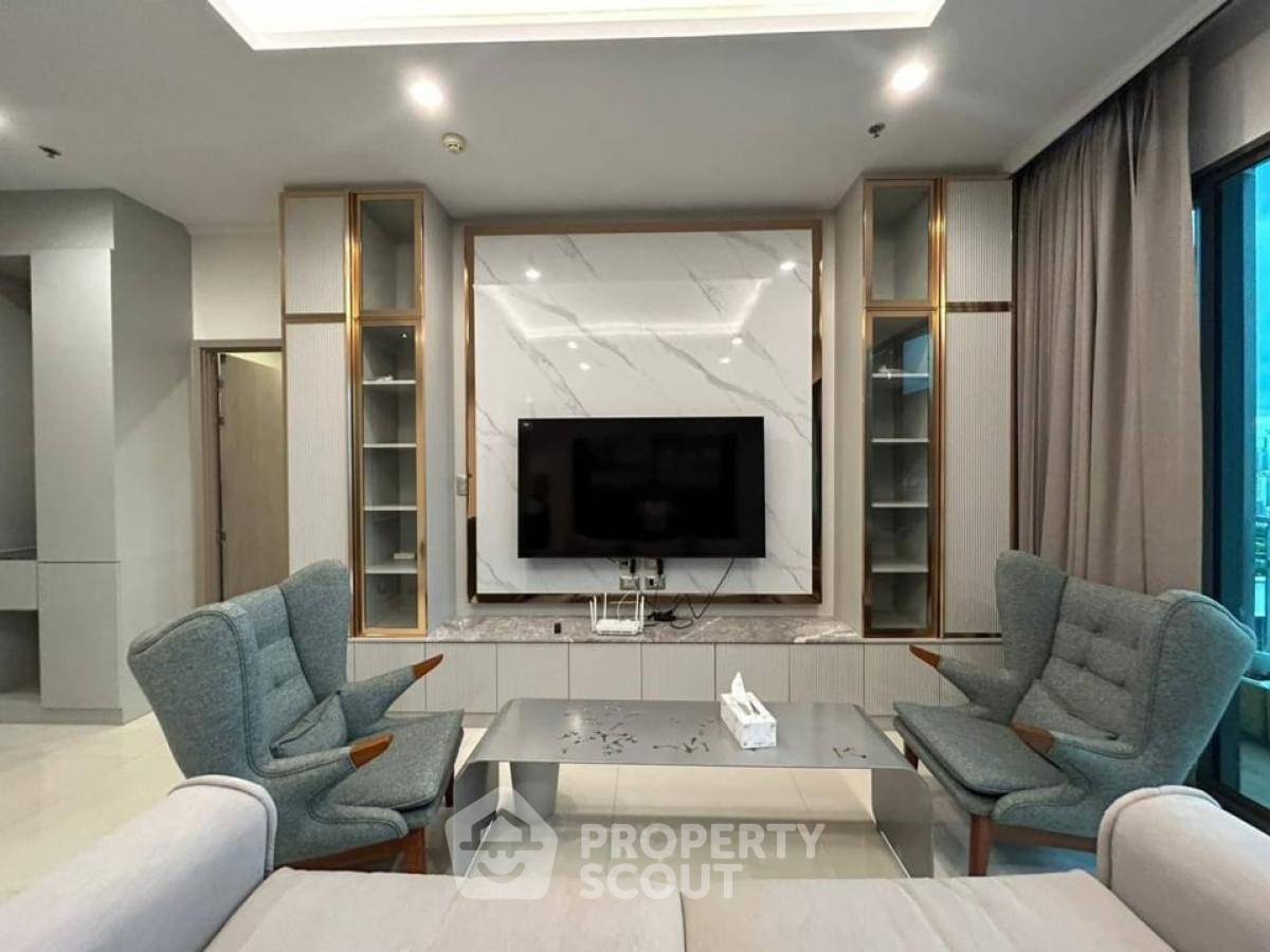 picture 3-BR Condo at Supalai Oriental Sukhumvit 39 near MRT Phetchaburi (ID 2168925) - 4/10
