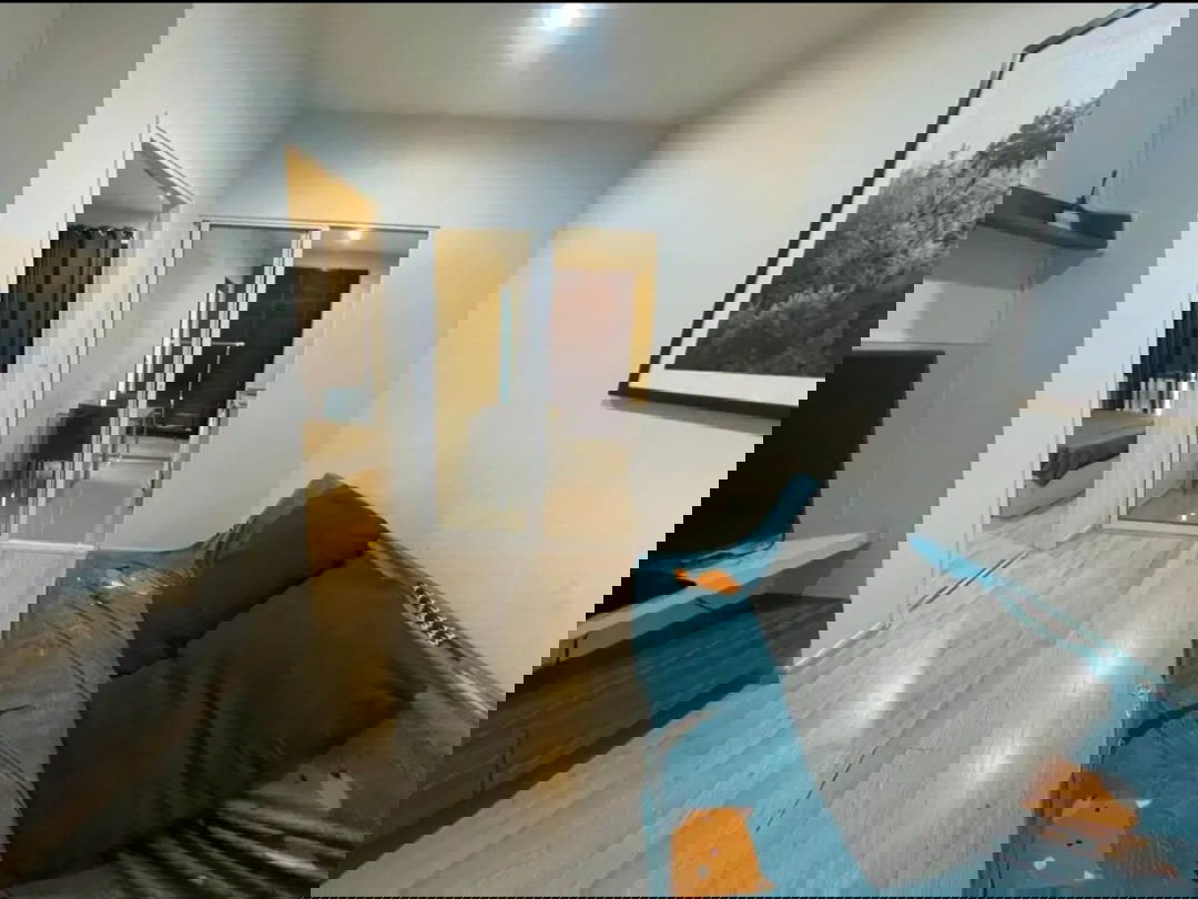 picture Centric Huai Khwang | 1 Bed Near MRT Huai Khwang (200 m.) | 17,000 THB/month - 2/9