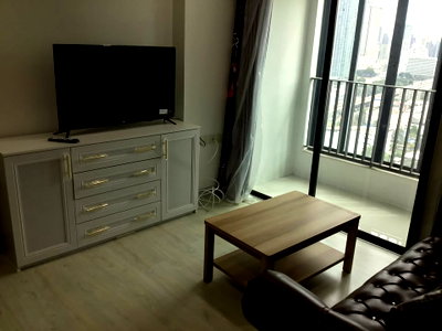 คอนโดให้เช่า : เช่าคอนโด IDEO Mobi Sathorn/ไอดีโอ โมบิ สาทร (D6812030)  ID Line : @condo98