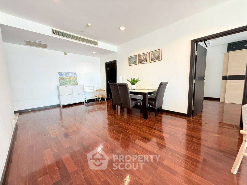 picture 2-BR Condo at Wilshire near BTS Phrom Phong (ID 2512402) - 6/11