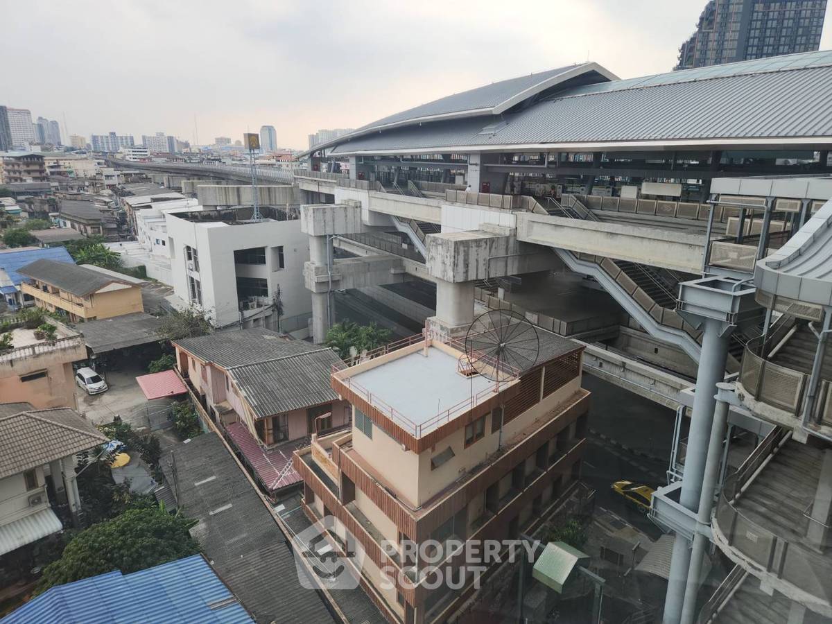 picture 2-BR Condo at Brix Condominium Charansanitwong 64 near MRT Sirindhorn (ID 2511683) - 3/10