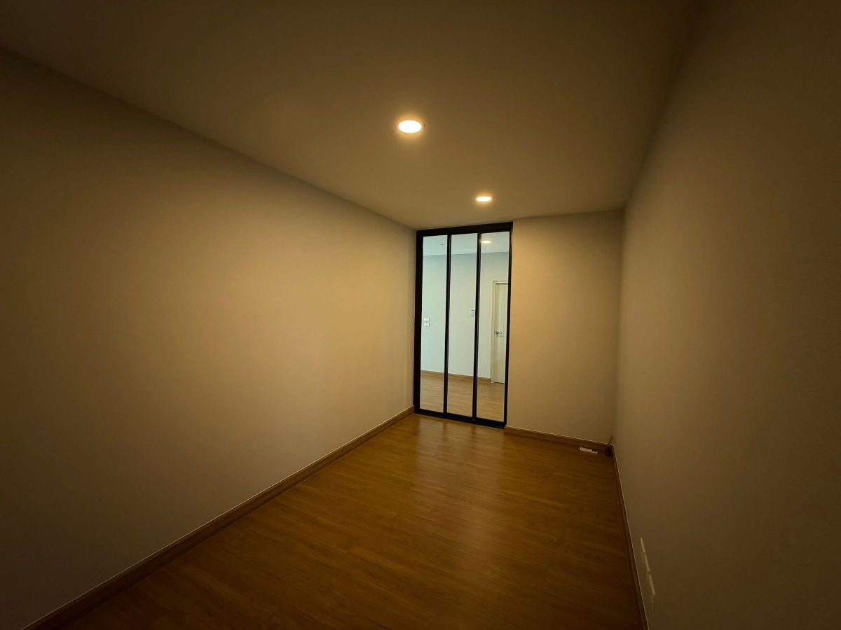 picture #R8512 🎉 291268 House for Rent at Centro Bangna - 14/21