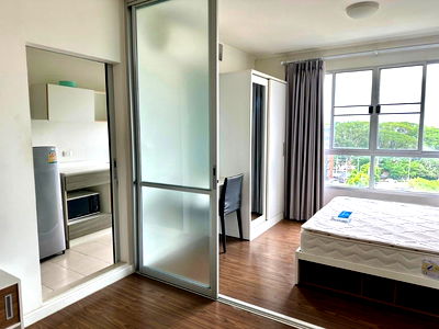 Condos for rent 700 Year Sports Arena Chiang Mai : D Condo Nim, next to Central Festival, beautiful room, pool view, ready to move in, only 12,000 baht.