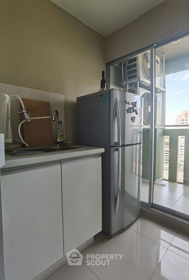 picture 1-BR Condo at Lumpini Place Rama 9–Ratchada near MRT Phra Ram 9 (ID 993285) - 6/12