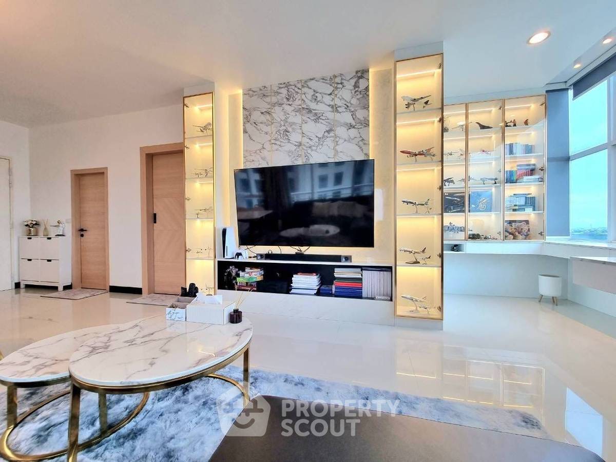 picture 1-BR Condo at The Fourwings Residence in Hua Mak (ID 2511830) - 5/13