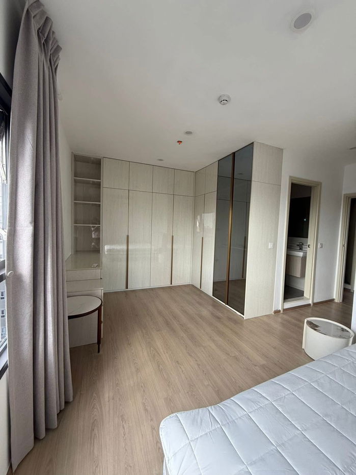 picture FOR RENT Condo Life Rama 4 - Asoke - 2/10