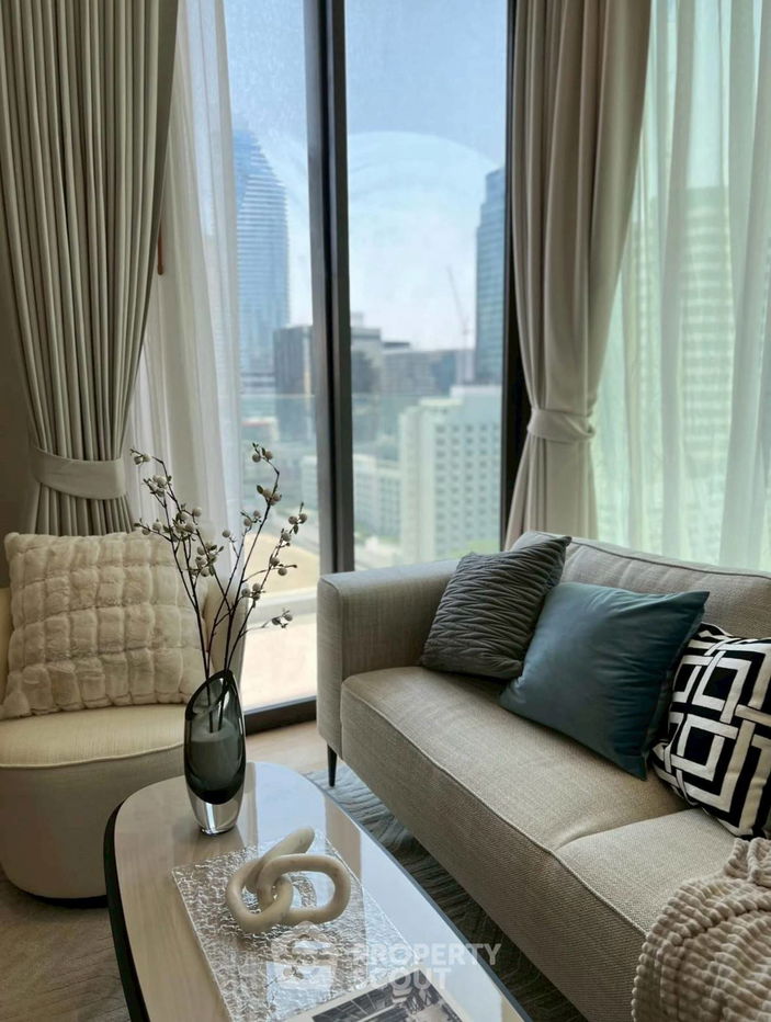 picture 2-BR Condo at 28 Chidlom near BTS Chit Lom (ID 2509072) - 3/9