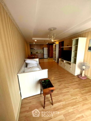 Condos for sale : 1-BR Condo At Harmony Living Paholyothin 11 | Near BTS Saphan Khwai (ID 2467020)