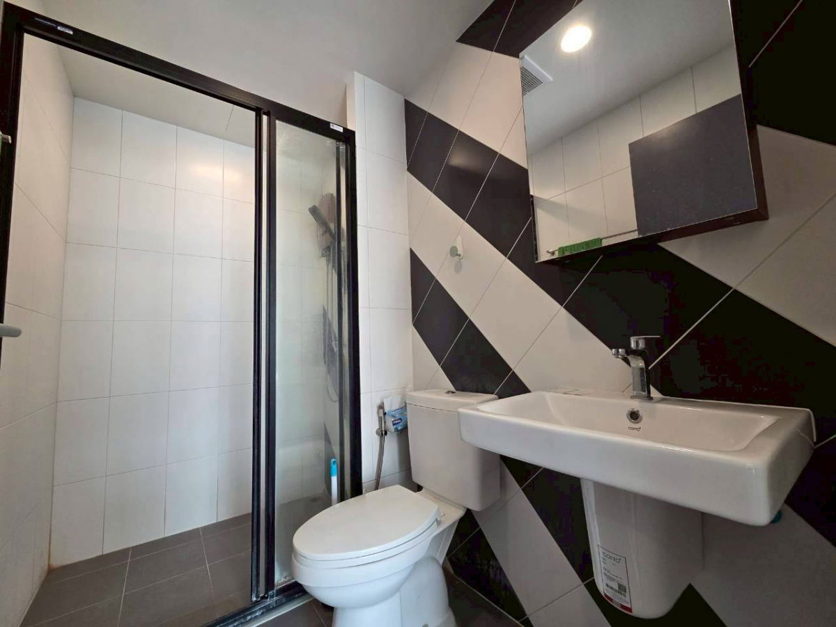 รูป ให้เช่า เดอะ เบส สะพานใหม่ (THE BASE Saphanmai) | ติด BTS สายหยุด 0 ม. | ตึก A ชั้น 10 | ห้องกว้าง 28 ตรม. [PFD-07744] - รูปที่ 11/11