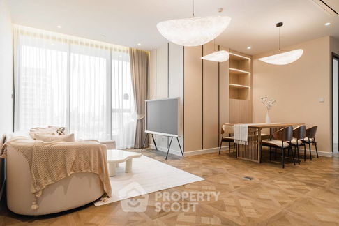 3-BR Condo at Supalai Icon Sathon near MRT Si Lom (ID 2511895)