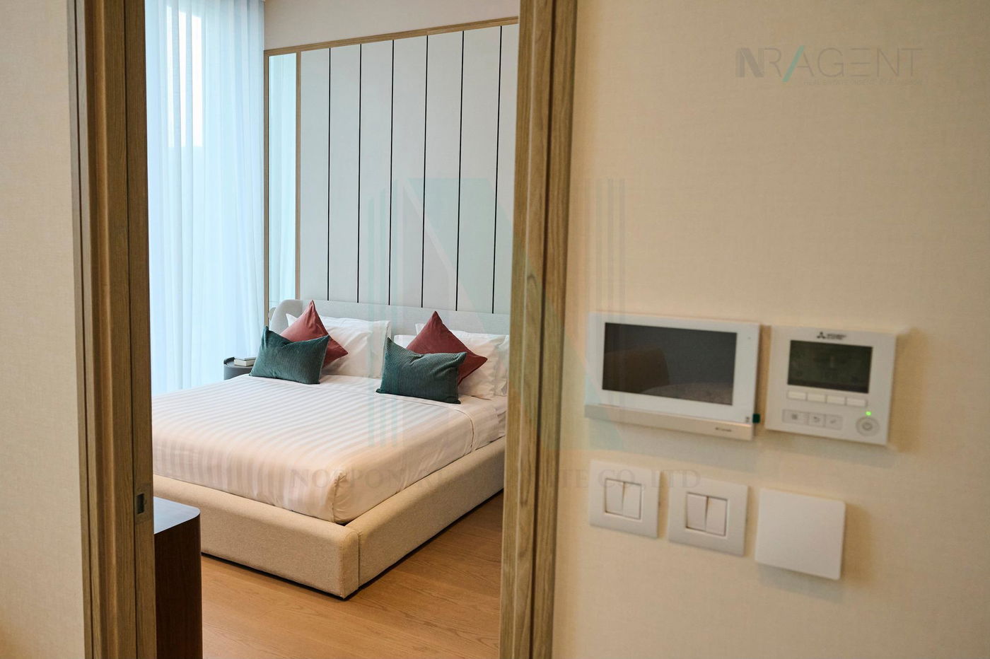 picture 🎉 For rent condo SCOPE LANGSUAN Building 1, Floor 22,1 bed room, Room size 85 sqm - 2/8