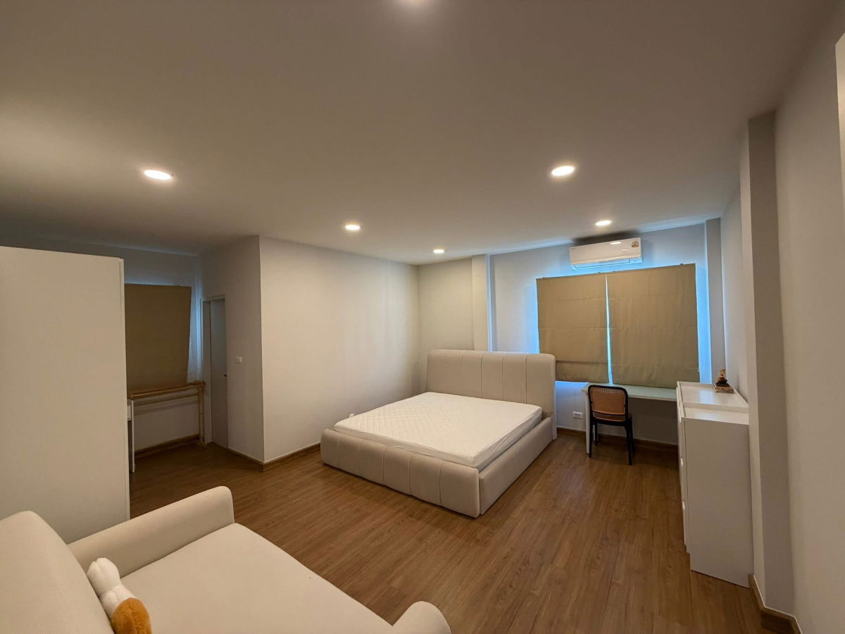 picture #R8512 🎉 291268 House for Rent at Centro Bangna - 10/21