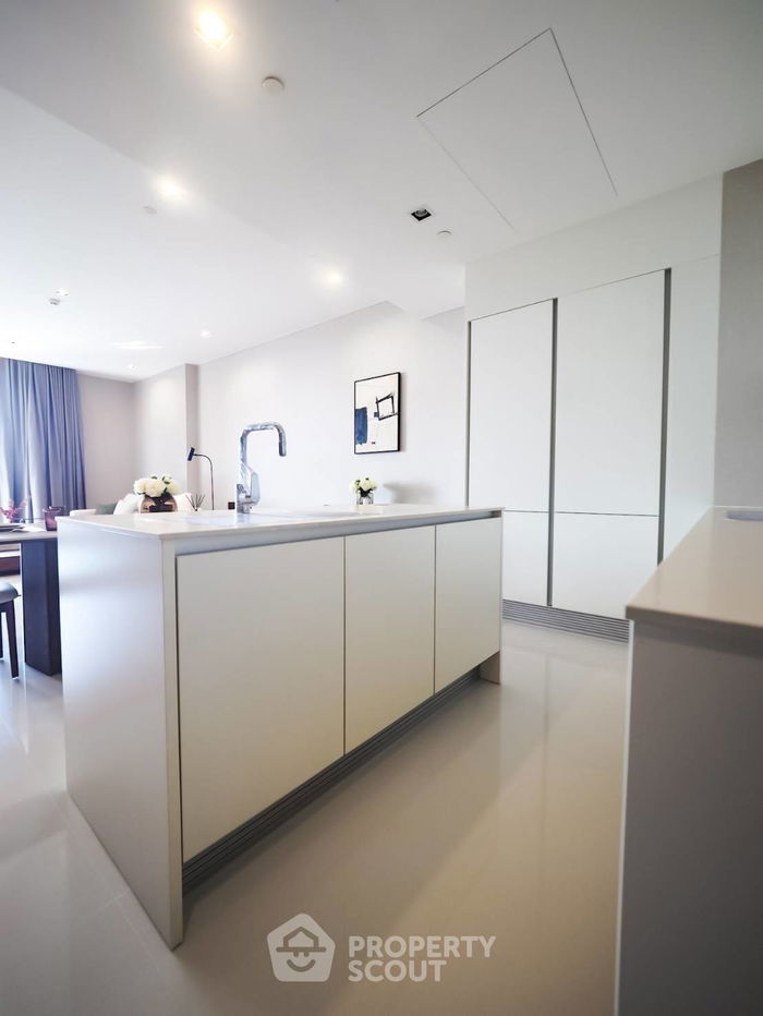 picture 3-BR Condo at Q1 Sukhumvit near BTS Nana (ID 2510914) - 11/34