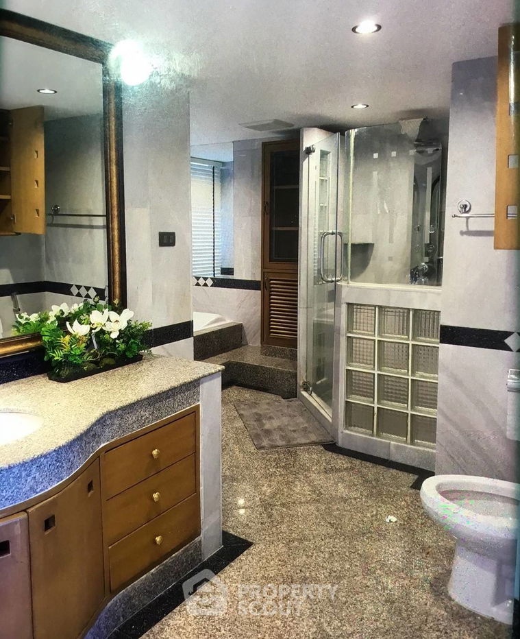 รูป คอนโด 3-ห้องนอน ที่ คาซ่า วีว่า คอนโดมิเนียม ใกล้ BTS เอกมัย (ID 465588) - รูปที่ 4/13