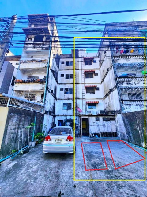 รูป อ่อนนุช4-12 สุขุมวิท81 มี2 7-11 ในซอย 30ม. และ100ม. แอร์3 ทาสีใหม่ ให้เช่าอาคาร 4.5ชั้น BTSอ่อนนุช 1กม. - รูปที่ 2/8