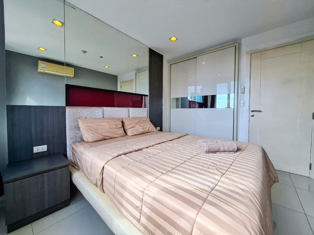 picture Forrent The Vision Pratumnak Pattaya condo | High Floor | Internet Included - 7/28