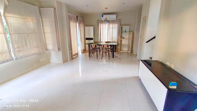 รูป ถูกที่สุดในพร้อมพัฒน์ ให้เช่าบ้านเดี่ยว 2ชั้น 52ตรว. 4แอร์ 3น้ำ รร.สาธิตพัฒนา เฟอร์ครบ ซาฟารี 3นอน ห้องครัว ปัญญา หทัยราษฎร์ - รูปที่ 4/8