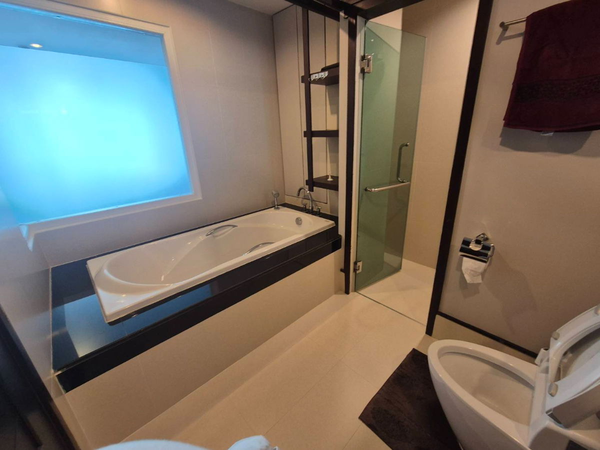 รูป ให้เช่า The Unique Condo 1 @Nimman ซ. สุขเกษม  2 ห้องนอน 2 ห้องน้ำ  โทร: 098-9690236 (แจน) - รูปที่ 9/10