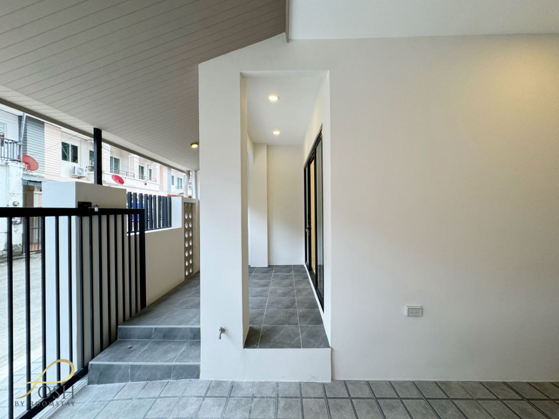 รูป บ้านรีโนเวทใหม่โครงการพนาสนธิ์ เรสซิเด้นท์ (ข้างแม็คโครภูเก็ต) สไตล์โคซี่มินิมอล ฟังก์ชั่นครบ แยกสัดส่วนใช้สอยอย่างลงตัว - รูปที่ 6/26