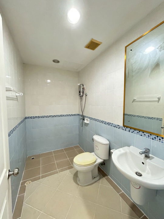 รูป ให้เช่า ทาวน์โฮม 3 ชั้น ใกล้รถไฟฟ้าสายสีเหลือง (ศรีกรีฑา) แอร์พอร์ตลิ้งค์ (หัวหมาก) ทางด่วนพิเศษศรีรัช มอเตอร์เวย์ กรุงเทพกรีฑา7  ตบแต่งใหม่  - รูปที่ 12/12