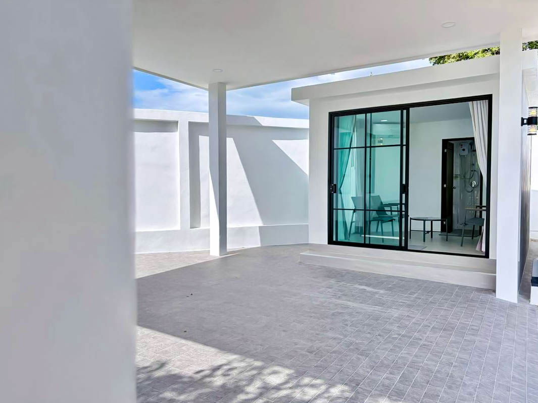 picture Luxury Pool Villa 4 Bedroom for Sale Near Jomtien Beach - 4/15