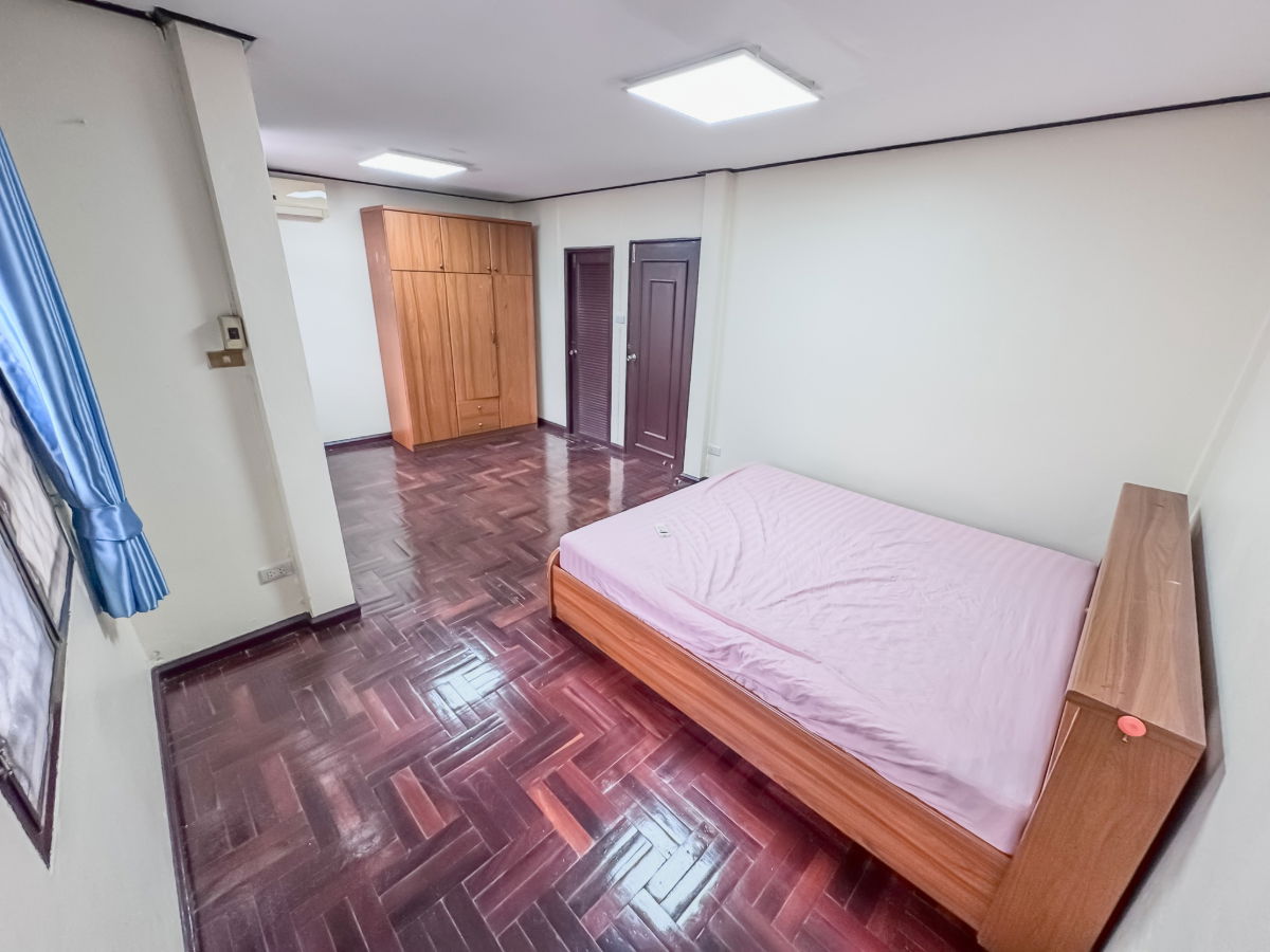 รูป TH0164 | ให้เช่า บ้าน 2 ชั้น ห้วยขวาง – รัชดา 18 💸 ค่าเช่า 35,000 บาท/เดือน 🚇 MRT ห้วยขวาง - รูปที่ 17/21