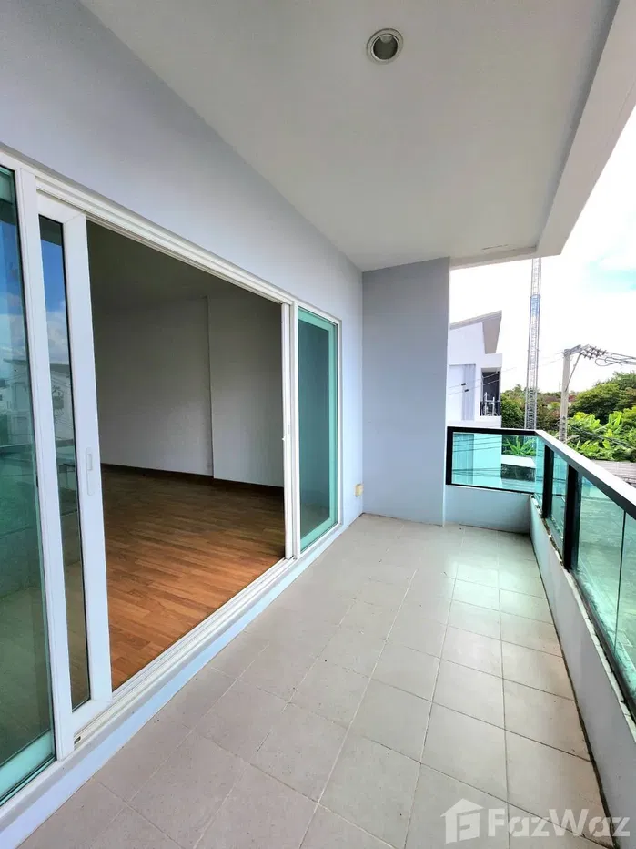 รูป ทาวน์โฮมแถววัชรพล 3ชั้น หลังมุม สวย หมู่บ้านเดอะริคโค่ ทาวน์ 5606538 - รูปที่ 11/17