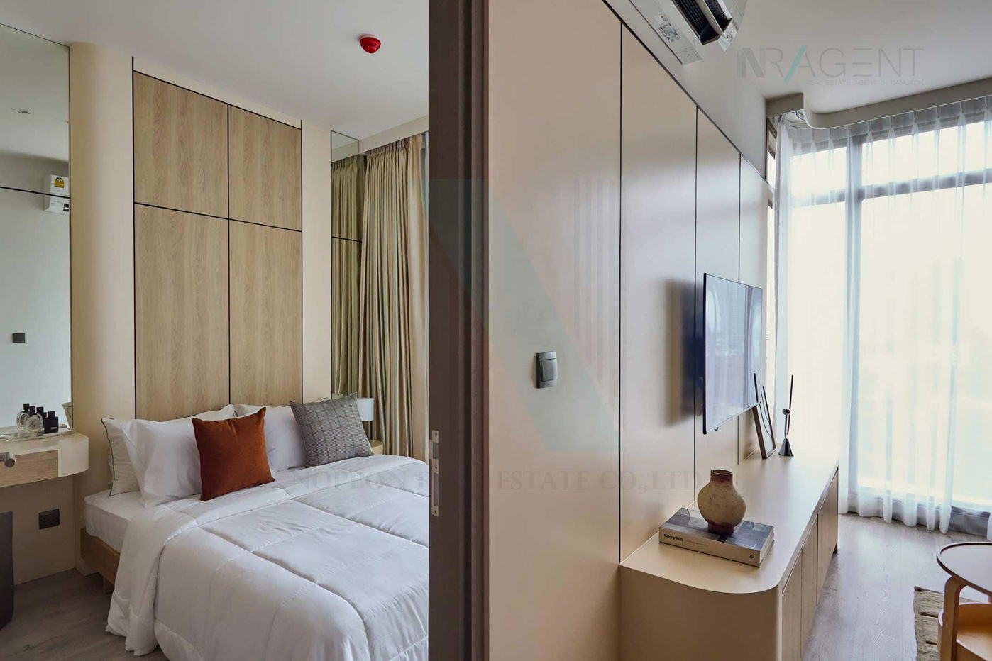 picture 🔺 For Rent Condo RHYTHM EKKAMAI ESTATE Building 1, Floor 12,1 bed room, Room size 35.00 sqm - 1/8