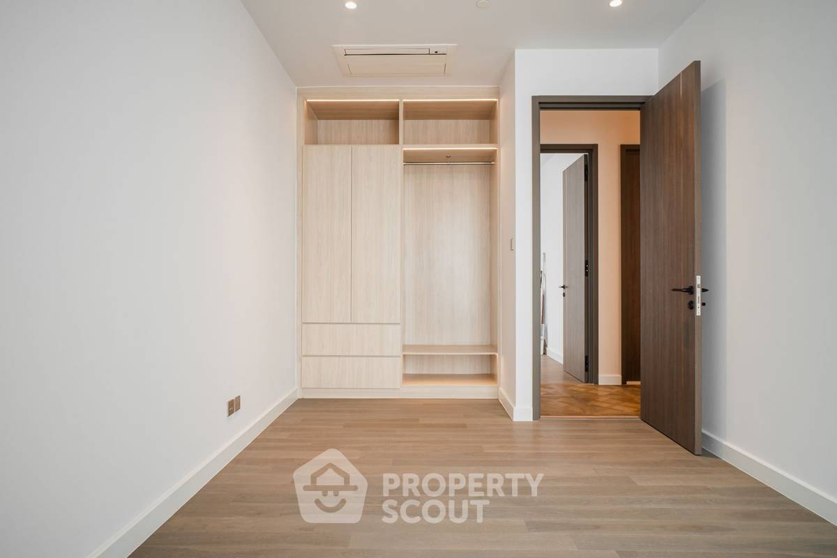 picture 3-BR Condo at Supalai Icon Sathon near MRT Si Lom (ID 2511895) - 16/25