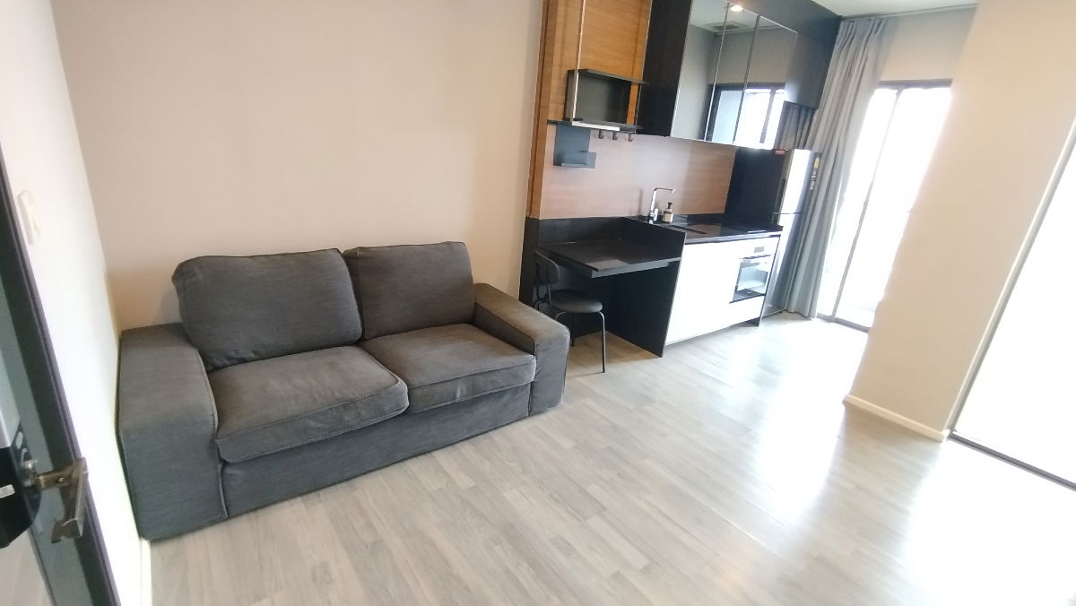 รูป 📌 เช่า เดอะ รูม สาทร - เซนหลุยส์ ถนน จันทน์ ใกล้ BRT เทคนิคกรุงเทพ 1 กม. OK ไลน์ - 0886060125 - รูปที่ 2/5