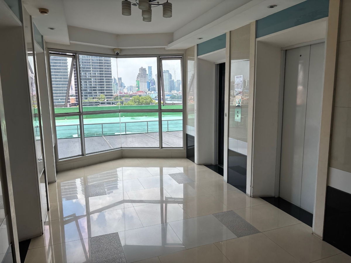 รูป ศุภาลัยริเวอร์ เพลสคอนโด เจริญนคร ริมแม่น้ำเจ้าพระยา ชั้น 9 44 ตรม. ห้องมุม เห็นวิวแม่น้ำ 2 ด้าน ห้องอยู่ทางตะวันออกเฉียงใต้ เห็นเอเชียทีคฝั่งตรงข้าม - รูปที่ 17/24