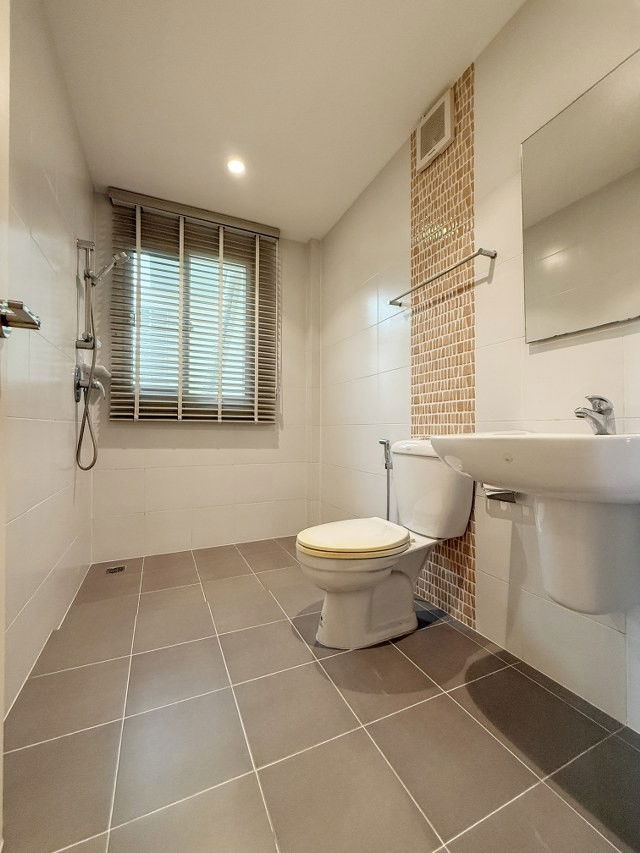 รูป ขายบ้านเดี่ยวมือสองนนทบุรี โครงการ คาซ่าพรีเมี่ยม ราชพฤกษ์-พระราม5 (Casa Premium Ratchaphruek-Rama 5) หลังมุม ใกล้รถไฟฟ้าสถานีบางพลู - รูปที่ 9/11