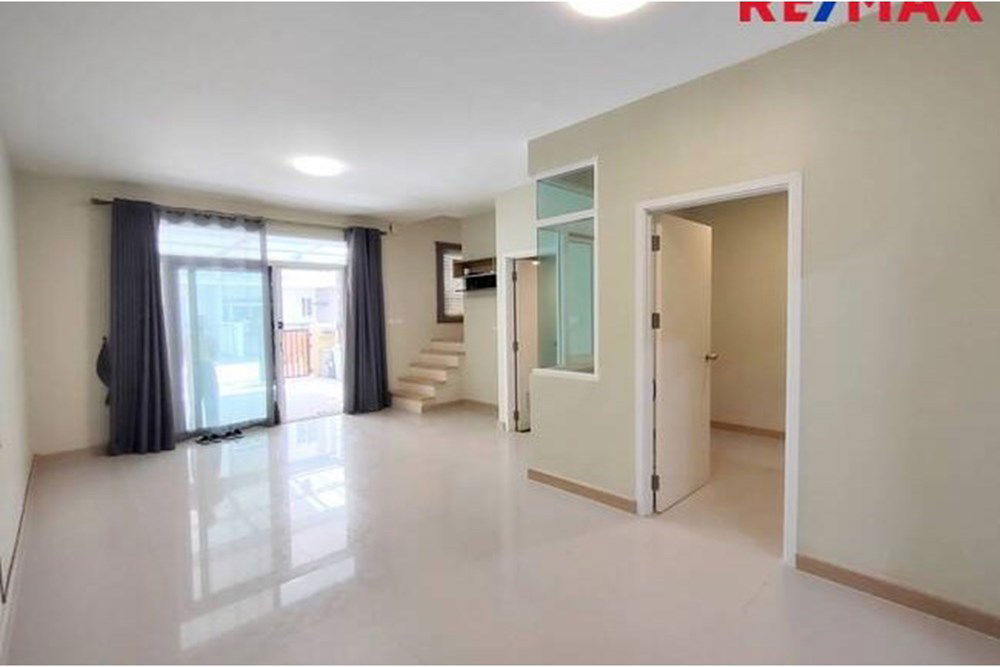 รูป [920091001-902] ขายทาวน์เฮาส์ 2 ชั้น คาซ่าซิตี้ ดอนเมือง-ศรีสมาน - รูปที่ 9/33