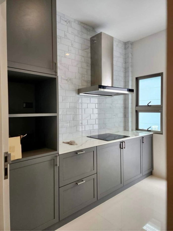 รูป ให้เช่า บ้านเดี่ยวหรู 4 ห้องนอน 4 ห้องน้ำ พร้อม Private Zone | Bangkok Boulevard Signature ลาดพร้าว–เสรีไทย | รหัสทรัพย์ H000153 - รูปที่ 8/23