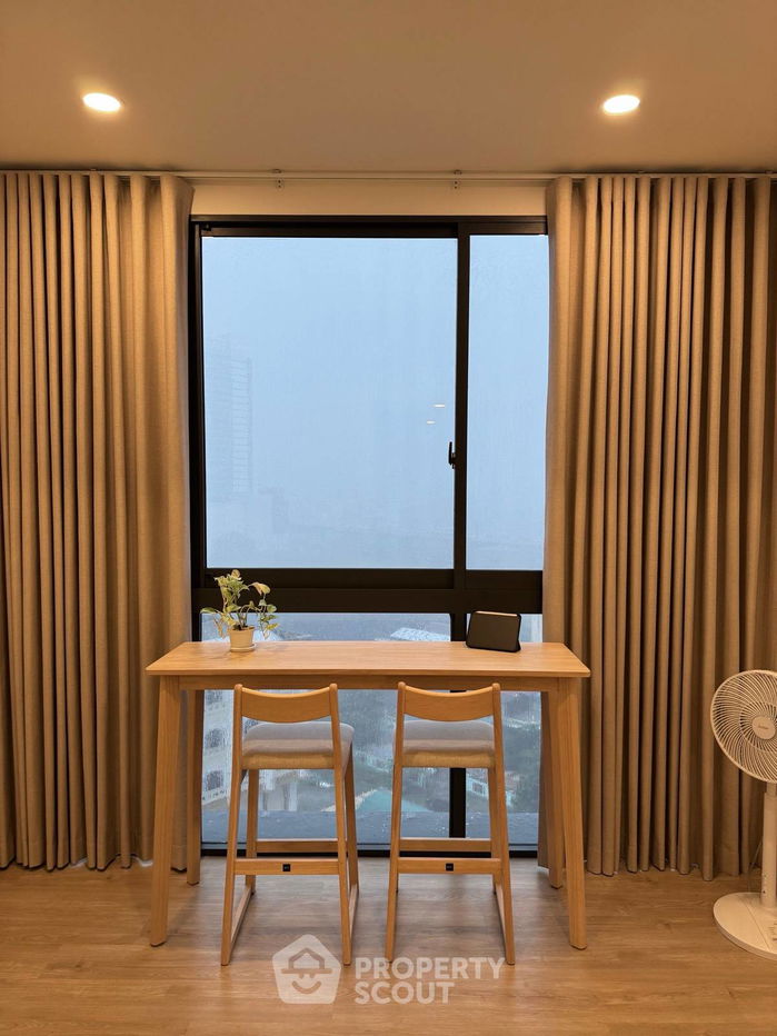 picture 1-BR Condo at Landmark @MRTA Station in Bang Kapi (ID 2477471) - 5/11