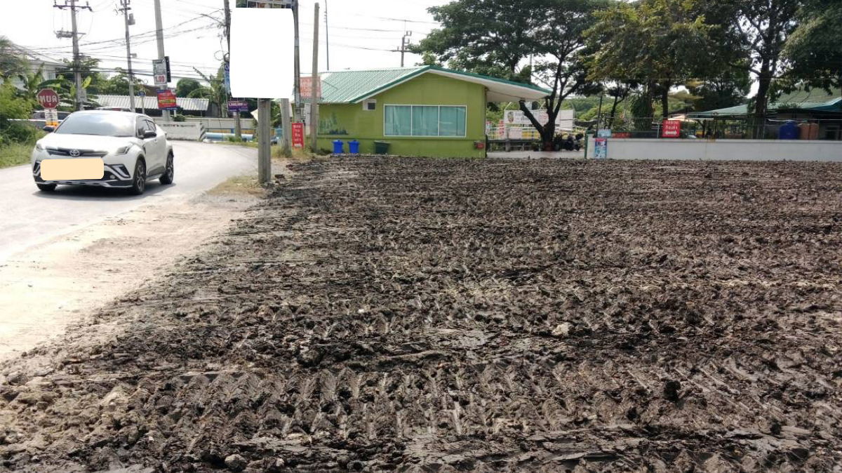 picture Land for long-term lease, 1 rai 16 wah (416 wah), next to a 7-Eleven and with road access on two sides. - 4/6