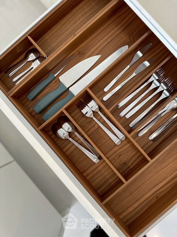 picture 3-BR Condo at Q1 Sukhumvit near BTS Nana (ID 2510914) - 6/34