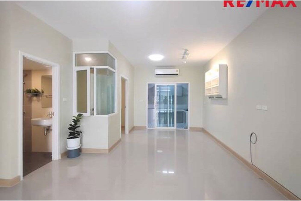 รูป [920091001-902] ขายทาวน์เฮาส์ 2 ชั้น คาซ่าซิตี้ ดอนเมือง-ศรีสมาน - รูปที่ 7/33