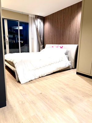 เช่าคอนโด สวนลุมพินี :  P-44250 ให้เช่า คอนโด วิทยุ คอมเพล็กซ์ เเขวงมักกะสัน เขตราชเทวี กรุงเทพมหานคร พร้อมอยู่ ราคาถูก Line Id: @easythaihome 085-592-2897