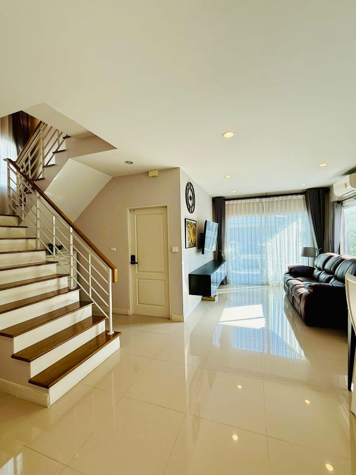 picture #R8485 🎉 291268 House for Rent: Centro Suksawat-Rama 3 - 14/17