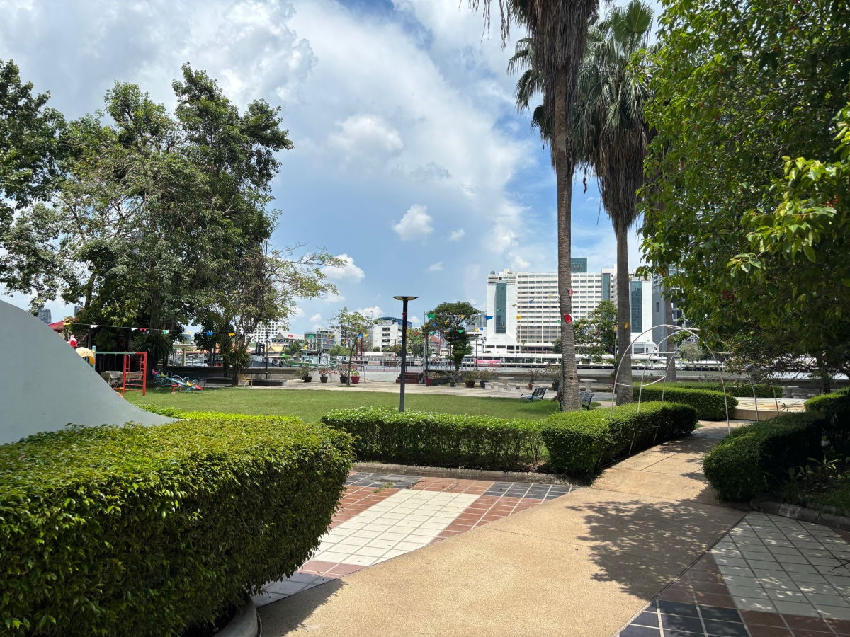 รูป ศุภาลัยริเวอร์ เพลสคอนโด เจริญนคร ริมแม่น้ำเจ้าพระยา ชั้น 9 44 ตรม. ห้องมุม เห็นวิวแม่น้ำ 2 ด้าน ห้องอยู่ทางตะวันออกเฉียงใต้ เห็นเอเชียทีคฝั่งตรงข้าม - รูปที่ 16/24