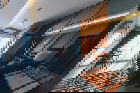 Lovely cosy room, near sky train, fully furnished