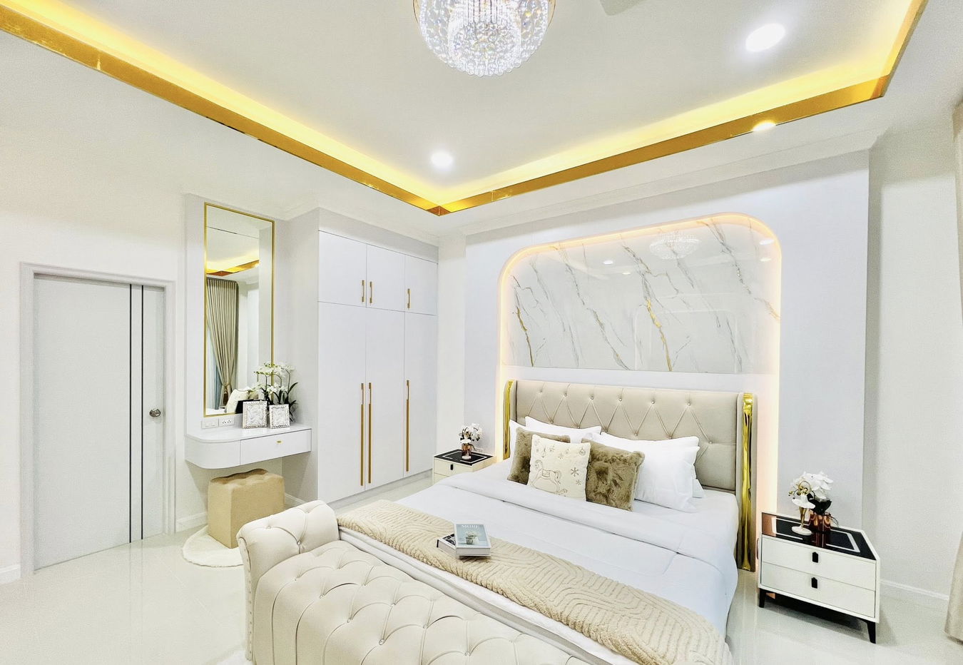 picture Modern Luxury Pool Villa for Sale – Mabprachan Area - 19/31