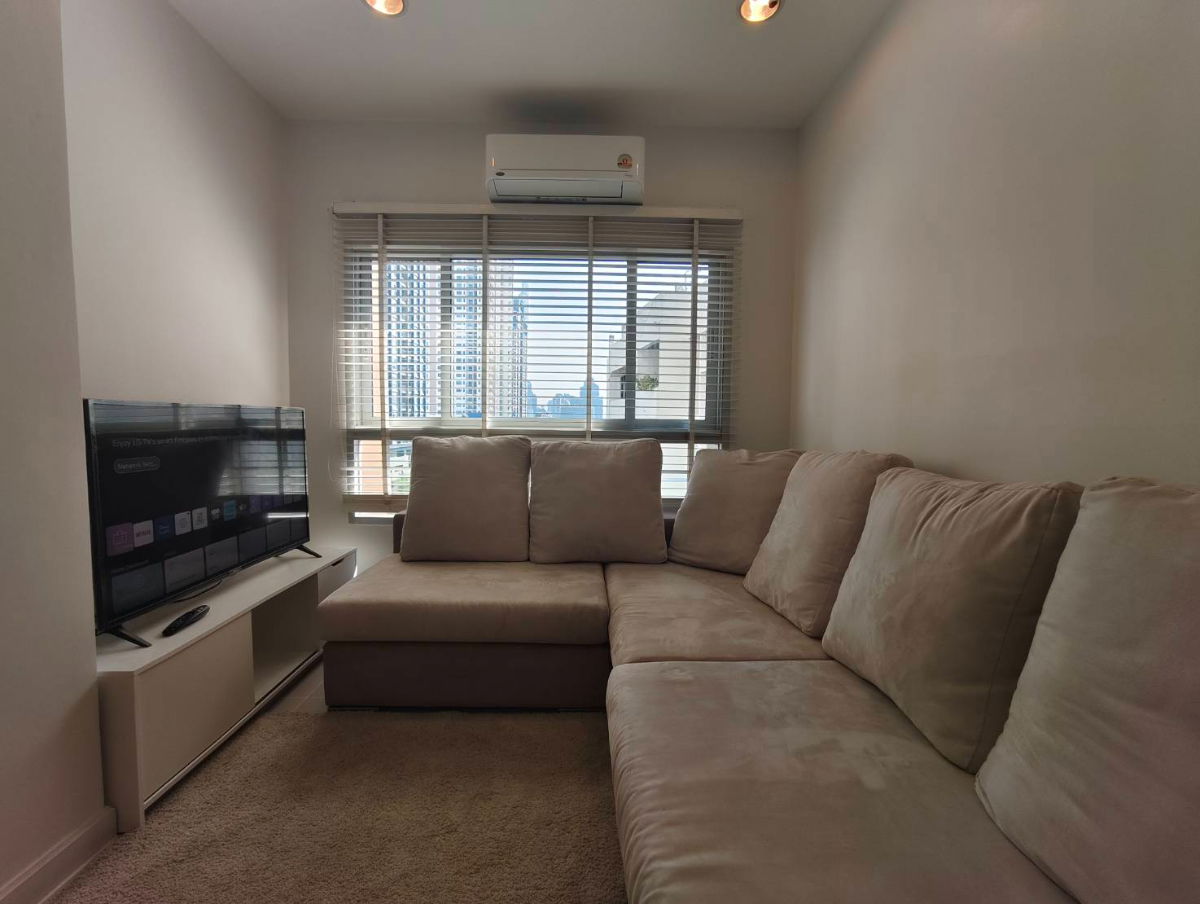 รูป OMG3110  < ว่าง 30 ธ.ค. 68 > ห้องสวย 2 ห้องนอน + รีโนเวทใหม่ + ให้เช่า  [ คิวเฮ้าส์ คอนโด สาทร ] - รูปที่ 2/13