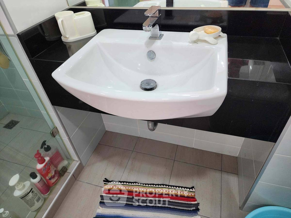 picture Studio Condo at Whale Marina Condo close to Pattaya (ID 1794834) - 10/13