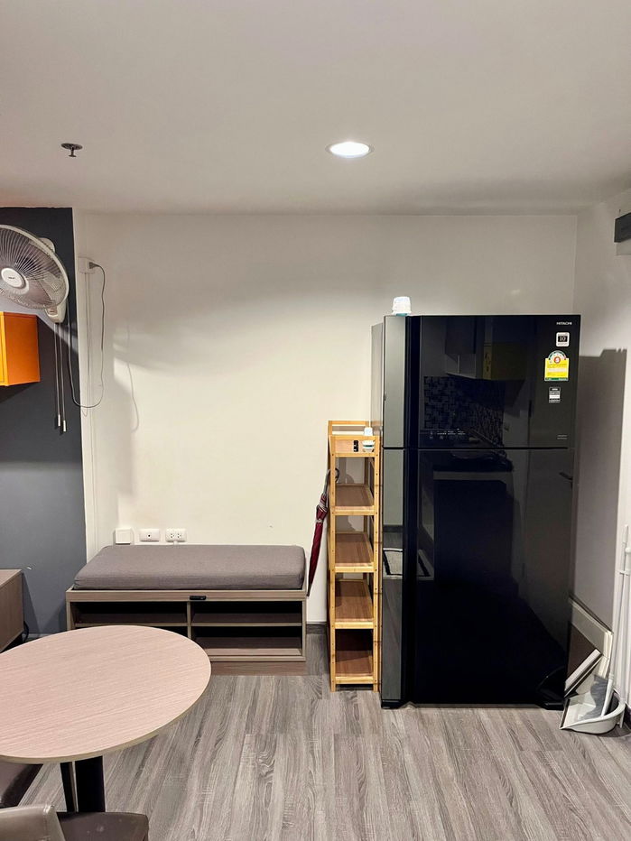 picture For Rent The Trust @ BTS Erawan Fully Furnished (Near BTS Chang Erawan station) - 3/24